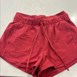 Lululemon soft jersey mid rise shorts
